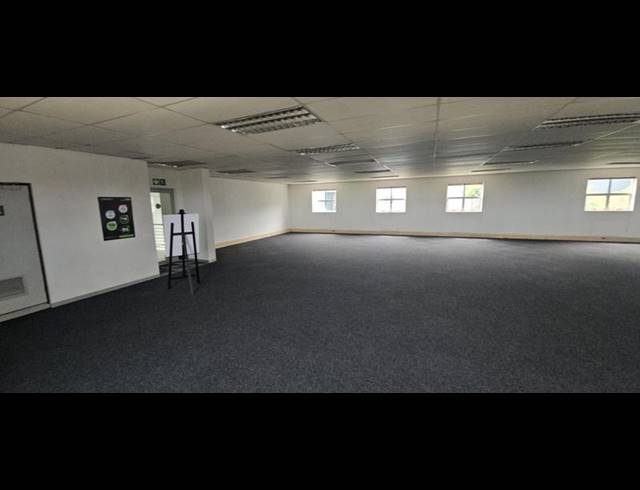 BUSINESS PROPERTY TO RENT IN HALFWAY GARDENS